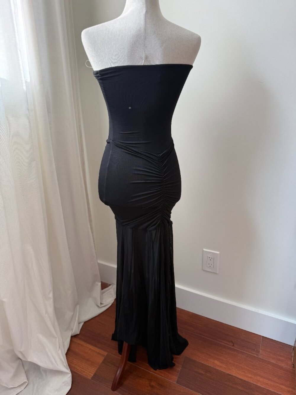 MESHKI Black Strapless Ruched Sheer Hem Maxi Dress XS - Picture 4 of 5